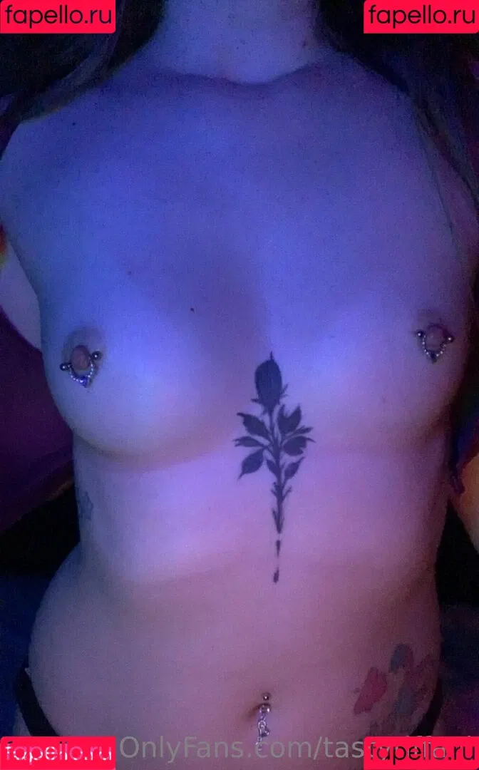 tastytiffani Onlyfans Photo Gallery 