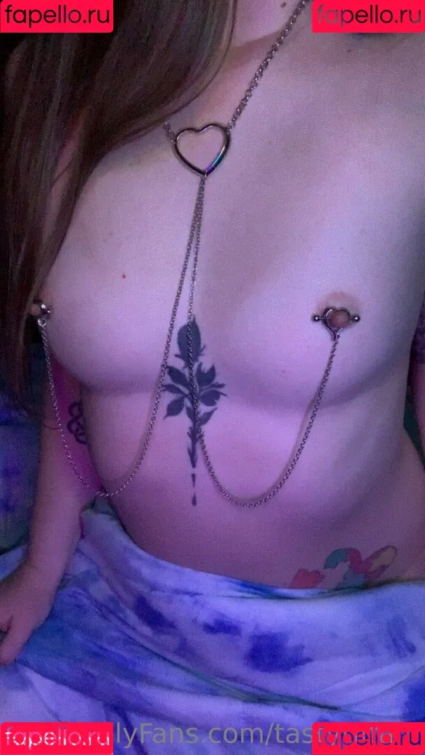 tastytiffani Onlyfans Photo Gallery 