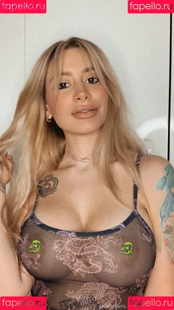 elliealienasmr Onlyfans Photo Gallery 