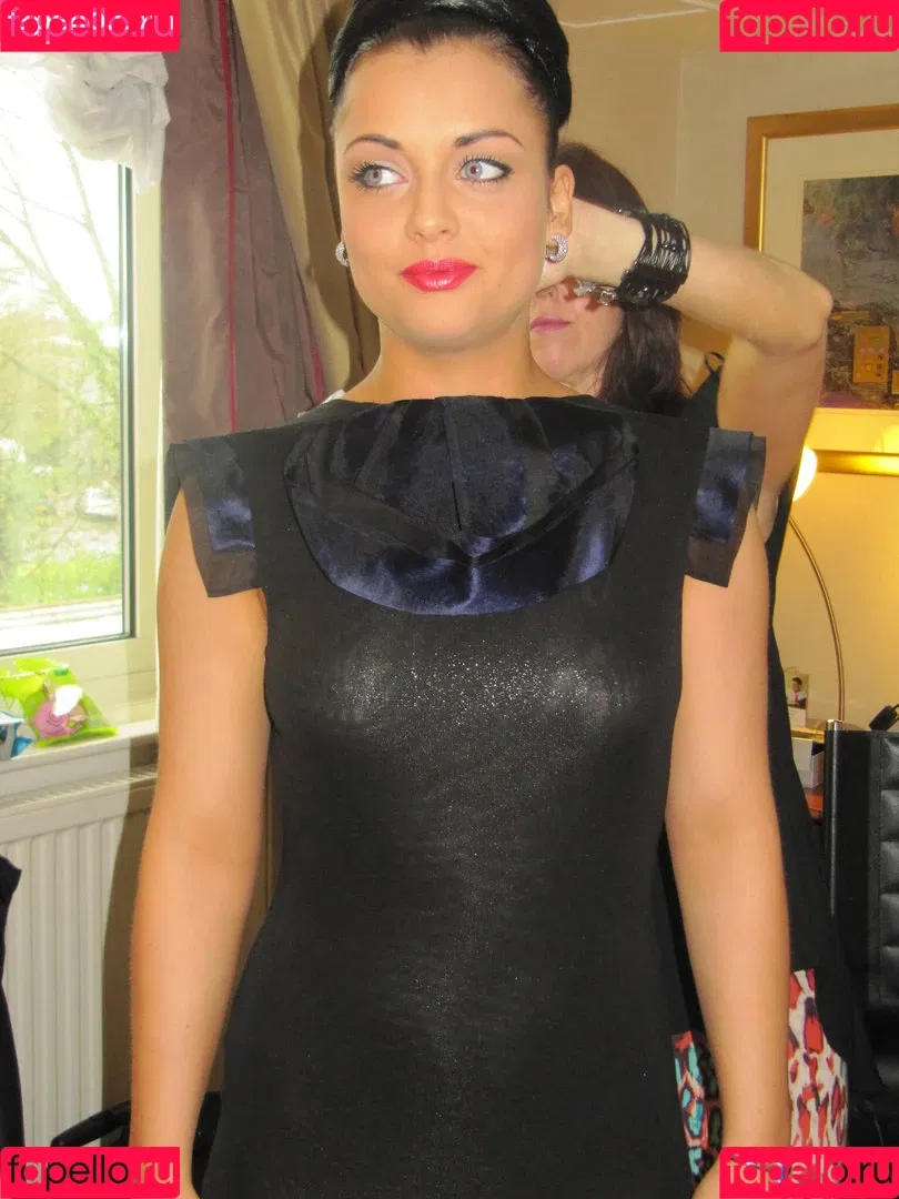Shona Mcgarty Onlyfans Photo Gallery 