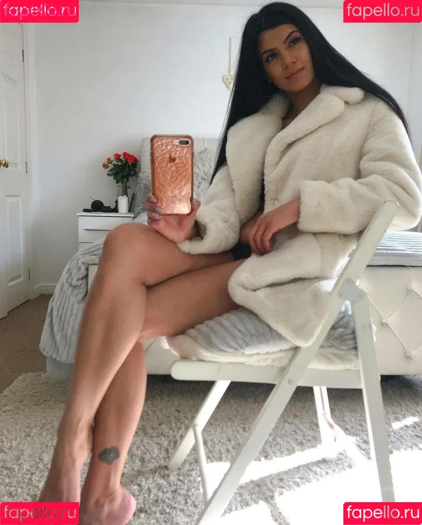 Sureet Kular Onlyfans Photo Gallery 