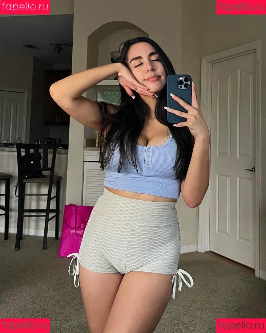 Nadia Onlyfans Photo Gallery 
