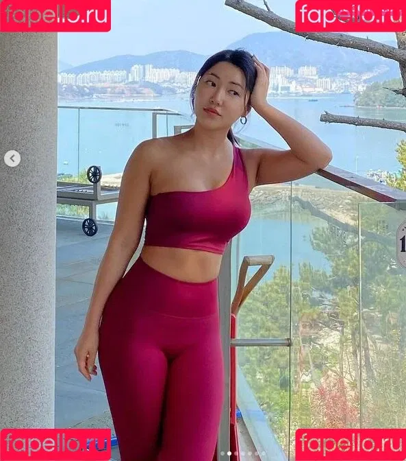 Beo Deul Jeong 정버들 Onlyfans Photo Gallery 