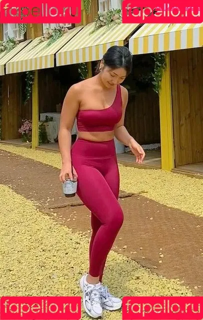 Beo Deul Jeong 정버들 Onlyfans Photo Gallery 