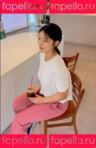 Beo Deul Jeong 정버들 Onlyfans Photo Gallery 