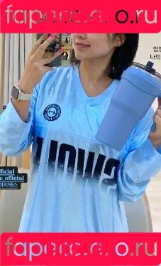 Beo Deul Jeong 정버들 Onlyfans Photo Gallery 