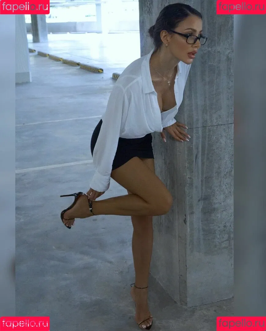Aminova Inna Onlyfans Photo Gallery 