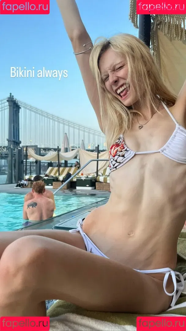 Alex Consani Onlyfans Photo Gallery 