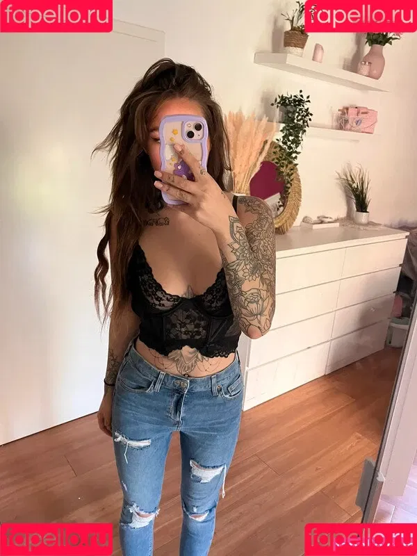 Tizeax Onlyfans Photo Gallery 