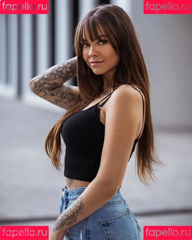 Tizeax Onlyfans Photo Gallery 
