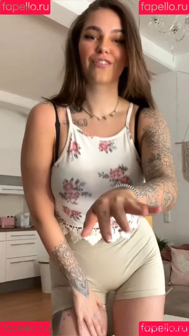 Tizeax Onlyfans Photo Gallery 