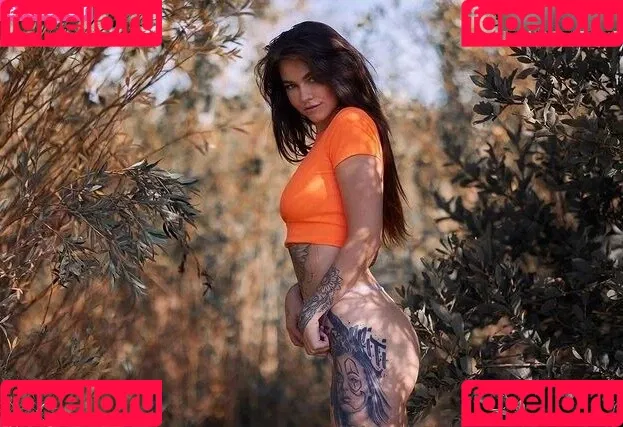 Tizeax Onlyfans Photo Gallery 