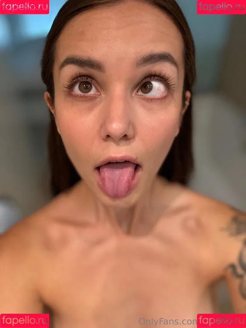 eva_oopsy Onlyfans Photo Gallery 