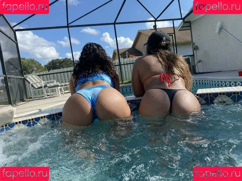 TanlinesNGoodTimes Onlyfans Photo Gallery 