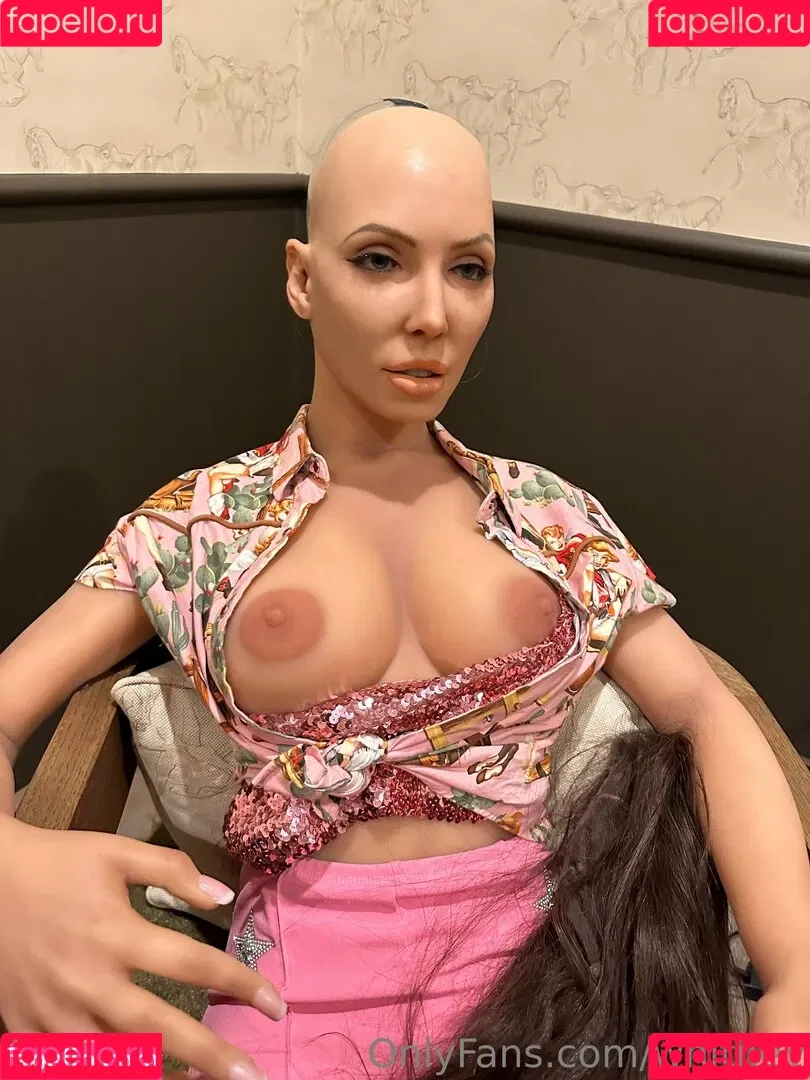 whitney Onlyfans Photo Gallery 