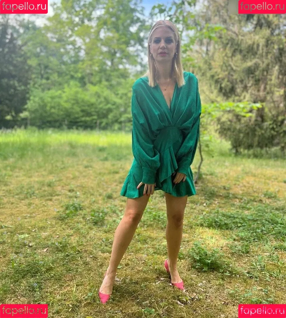 Susan Sideropoulos Onlyfans Photo Gallery 
