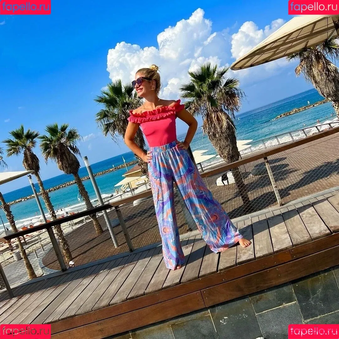 Susan Sideropoulos Onlyfans Photo Gallery 