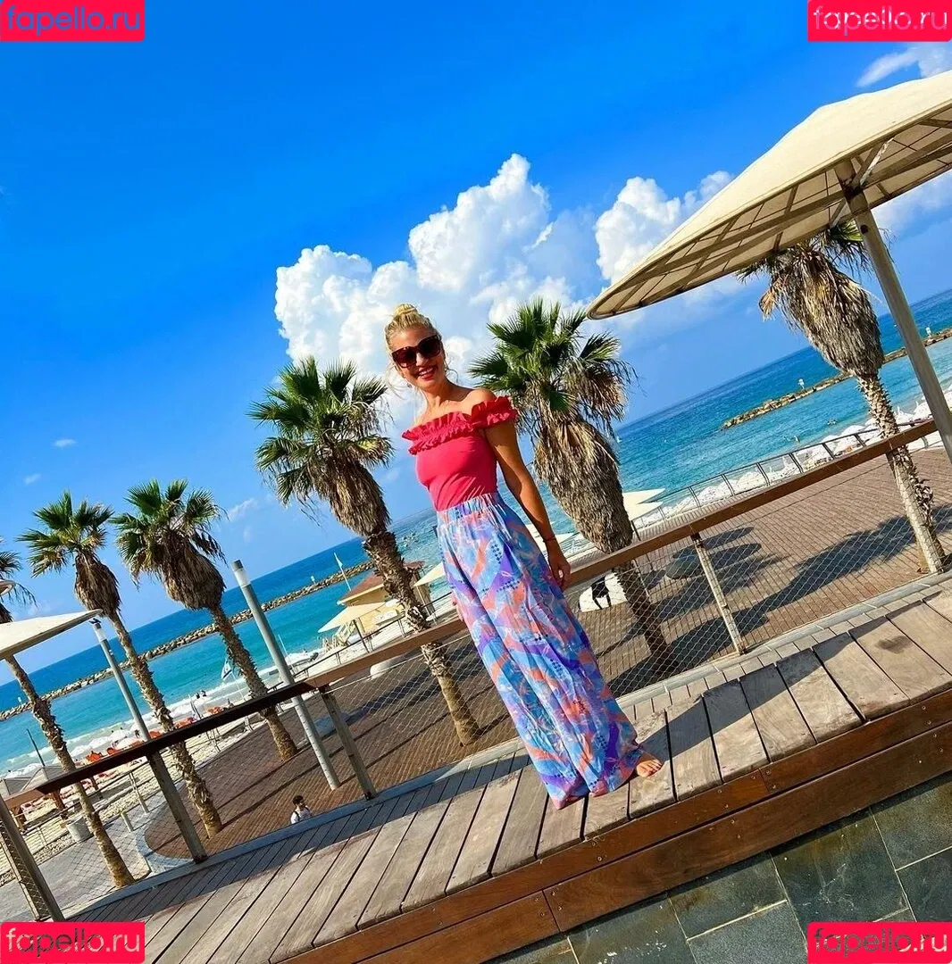 Susan Sideropoulos Onlyfans Photo Gallery 