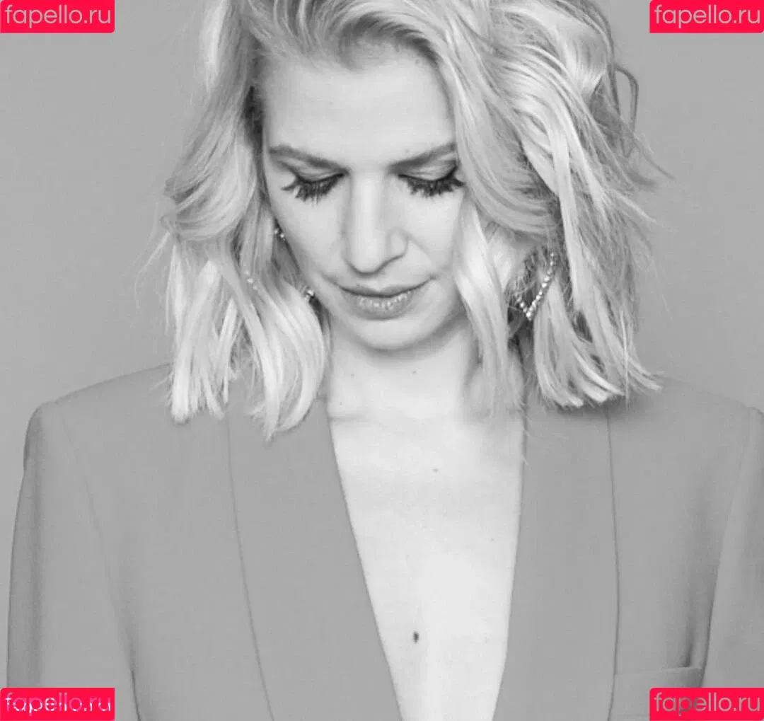 Susan Sideropoulos Onlyfans Photo Gallery 