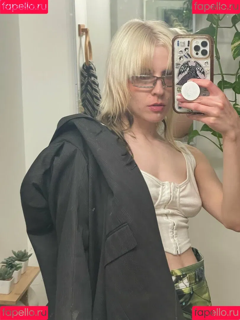 dorianelectra Onlyfans Photo Gallery 