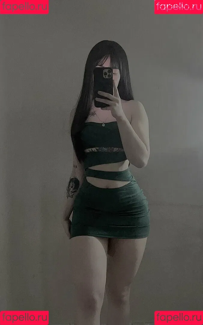 Genesiscruzm Onlyfans Photo Gallery 
