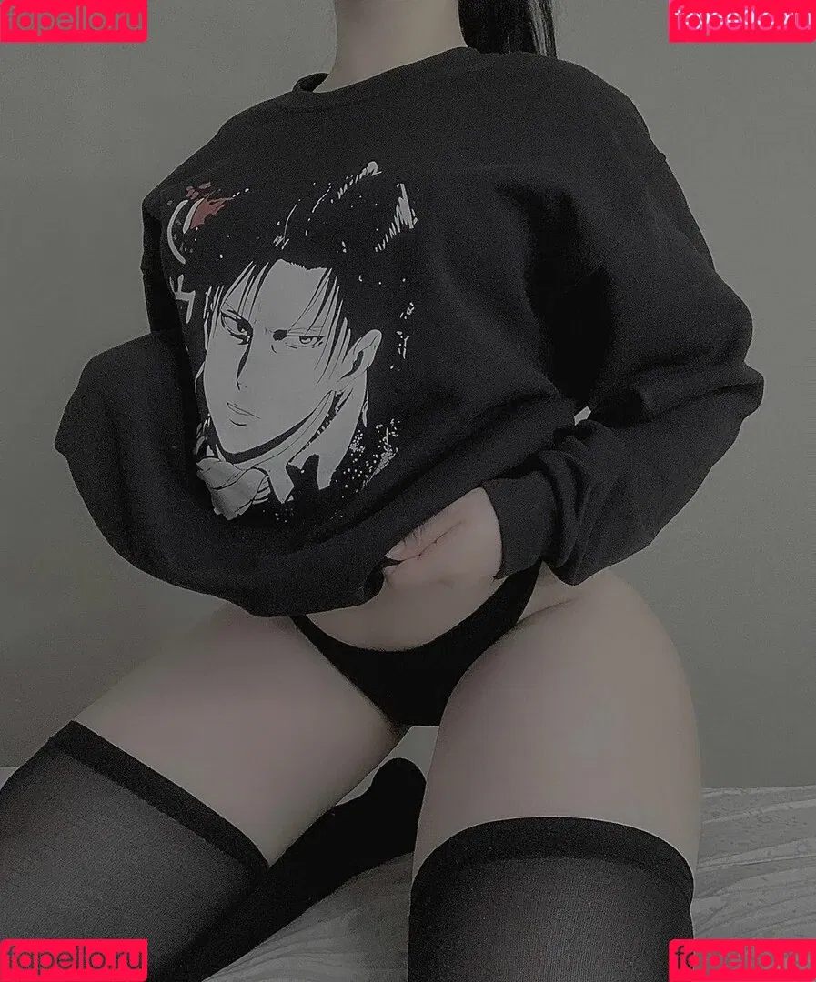 Genesiscruzm Onlyfans Photo Gallery 
