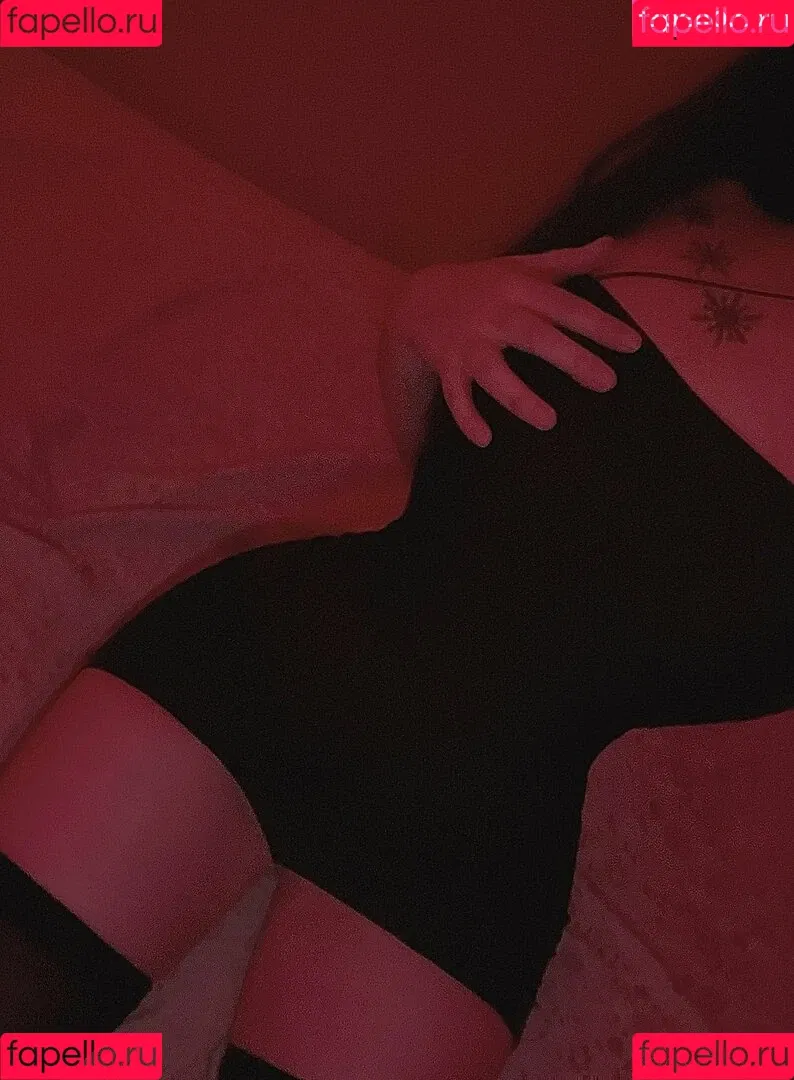 Genesiscruzm Onlyfans Photo Gallery 