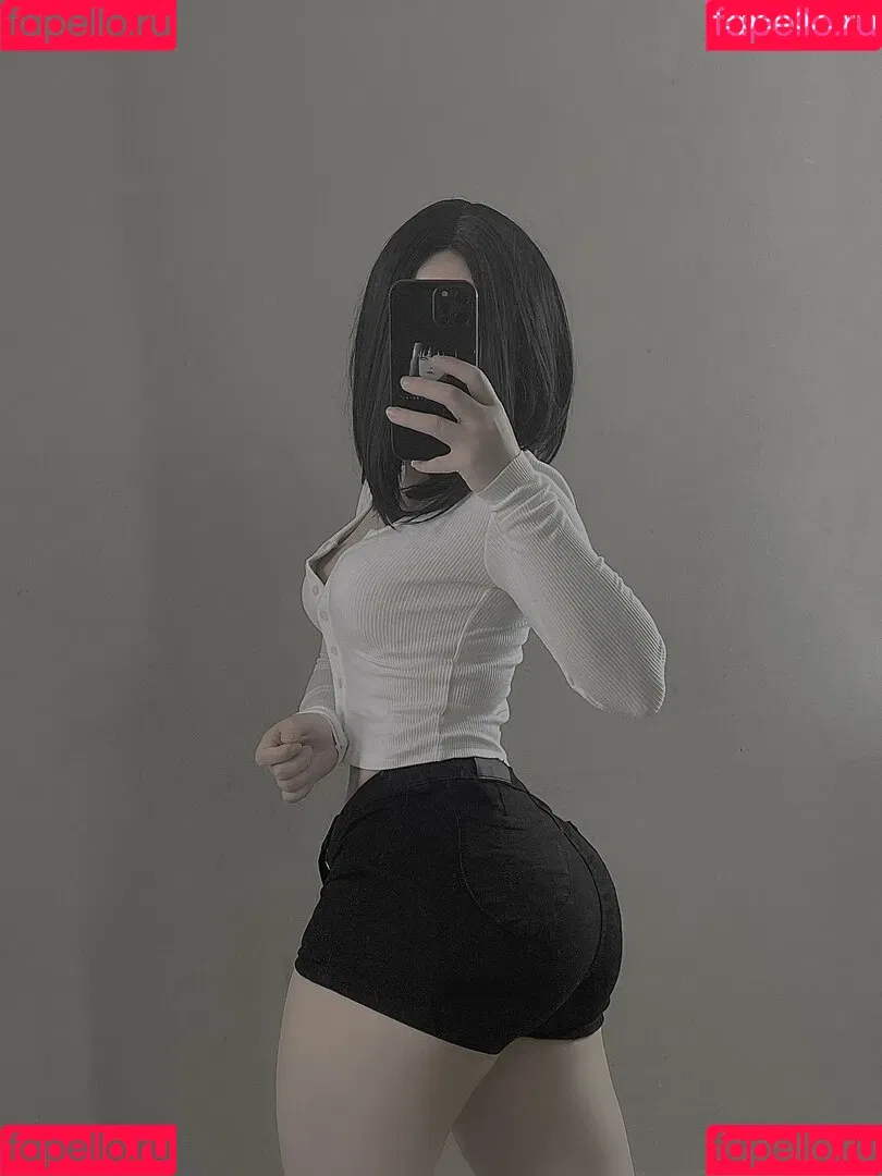 Genesiscruzm Onlyfans Photo Gallery 