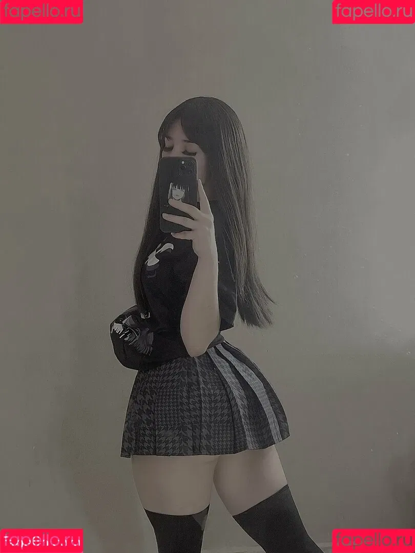 Genesiscruzm Onlyfans Photo Gallery 