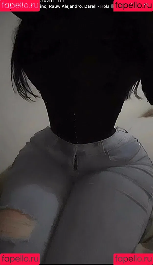 Genesiscruzm Onlyfans Photo Gallery 