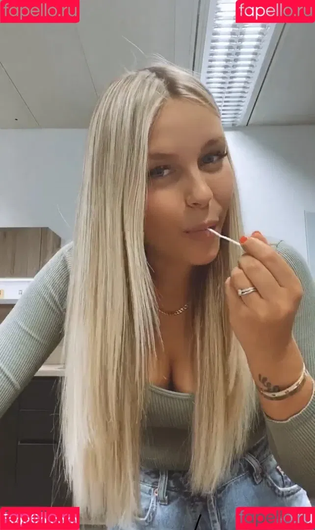 Dagi Bee Onlyfans Photo Gallery 