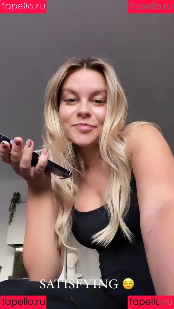 Dagi Bee Onlyfans Photo Gallery 