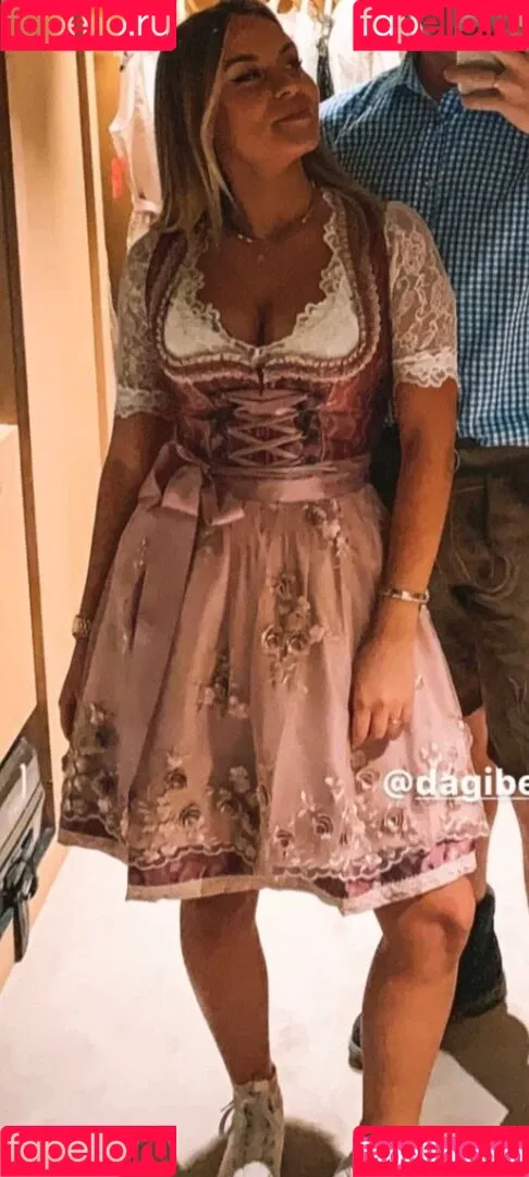 Dagi Bee Onlyfans Photo Gallery 