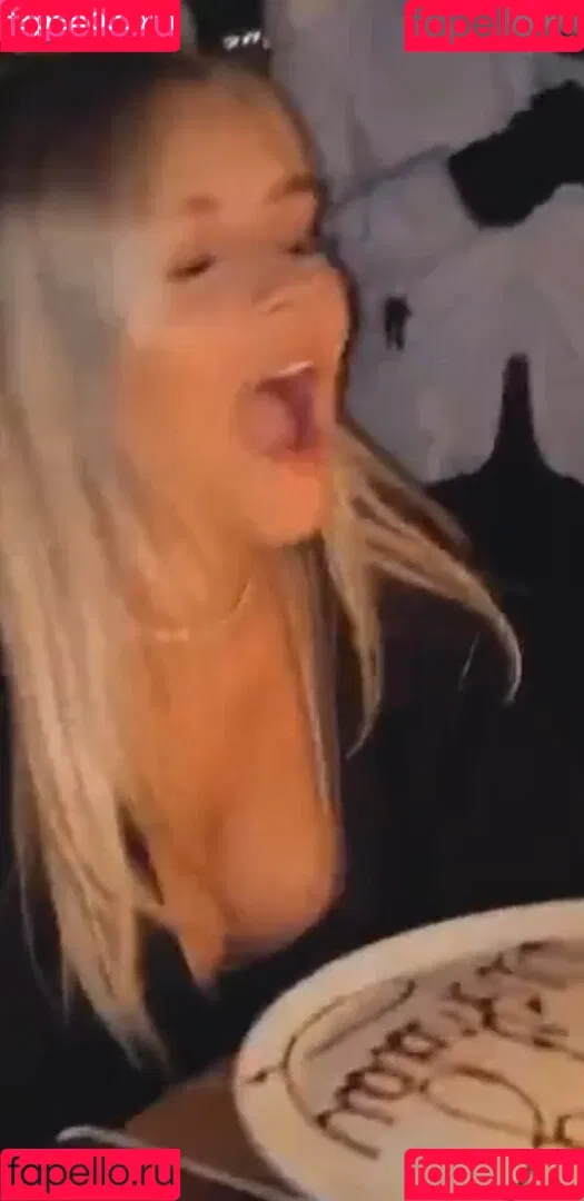 Dagi Bee Onlyfans Photo Gallery 