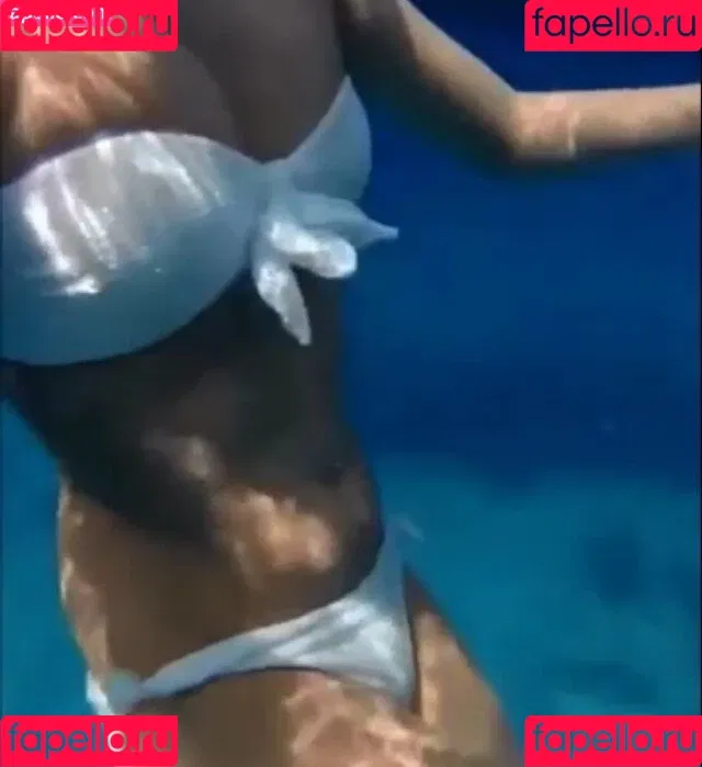 Dagi Bee Onlyfans Photo Gallery 