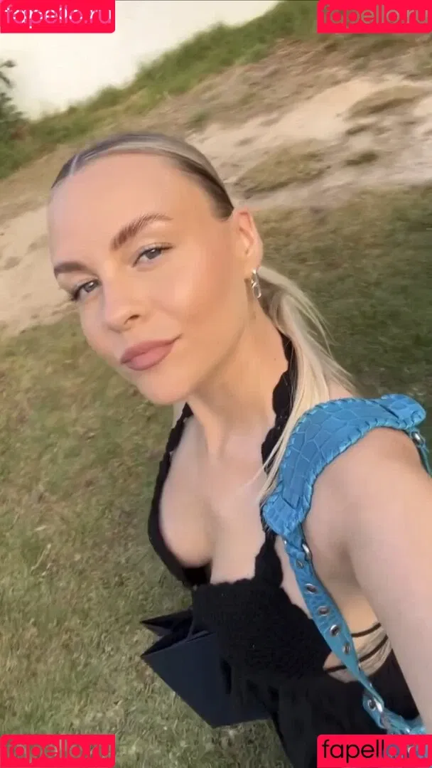Dagi Bee Onlyfans Photo Gallery 