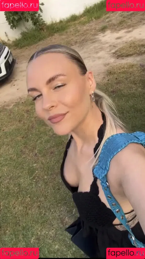 Dagi Bee Onlyfans Photo Gallery 