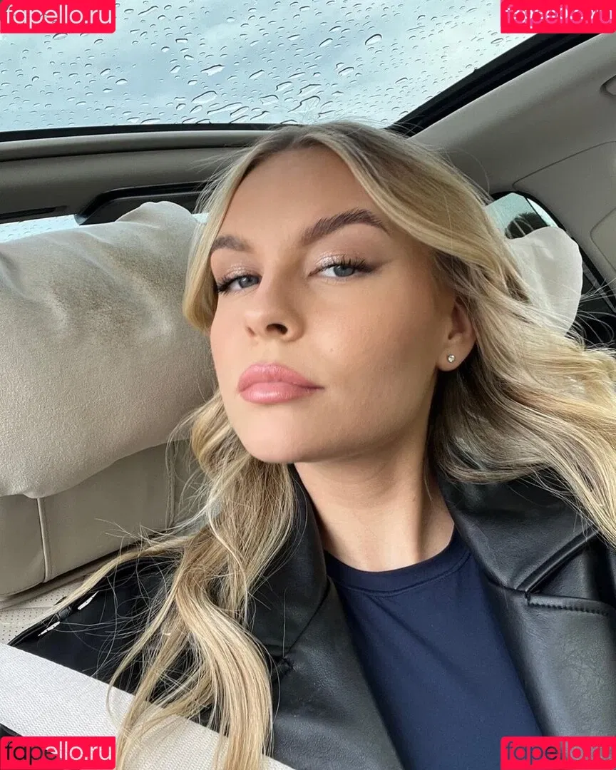 Dagi Bee Onlyfans Photo Gallery 