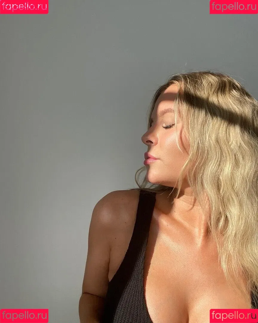 Dagi Bee Onlyfans Photo Gallery 