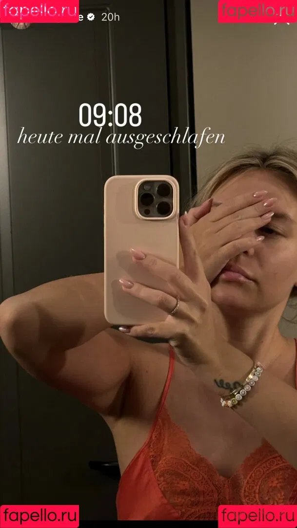 Dagi Bee Onlyfans Photo Gallery 