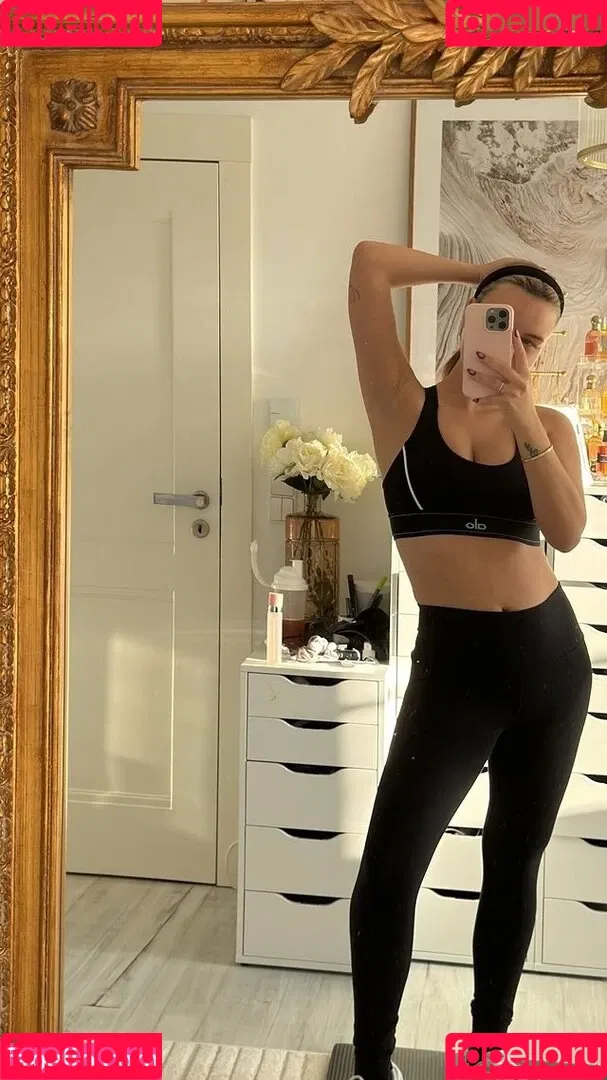 Dagi Bee Onlyfans Photo Gallery 