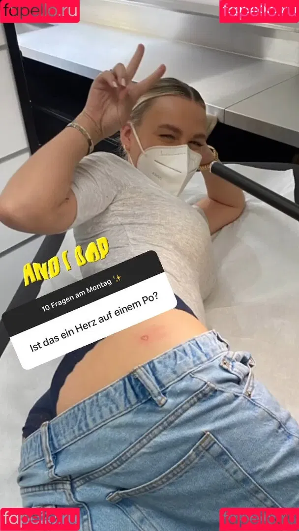 Dagi Bee Onlyfans Photo Gallery 