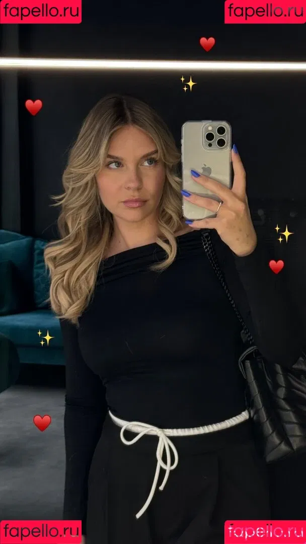 Dagi Bee Onlyfans Photo Gallery 