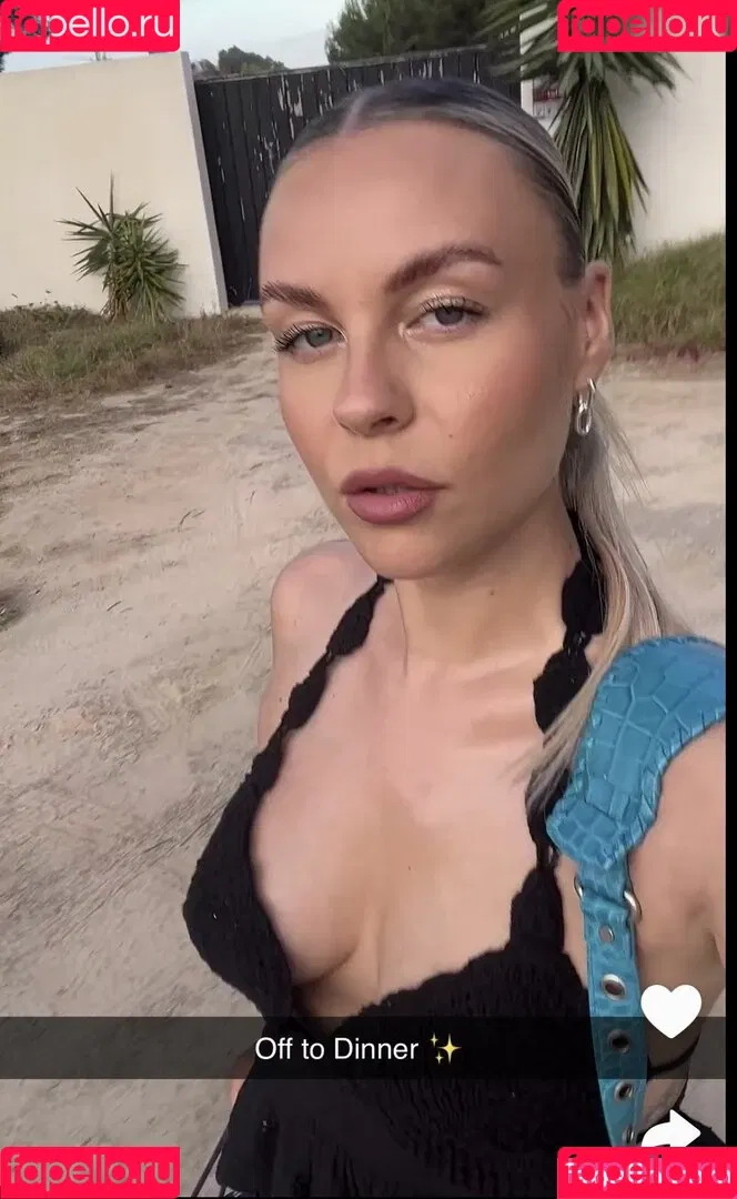 Dagi Bee Onlyfans Photo Gallery 