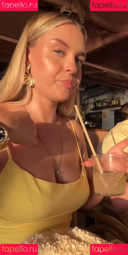Dagi Bee Onlyfans Photo Gallery 