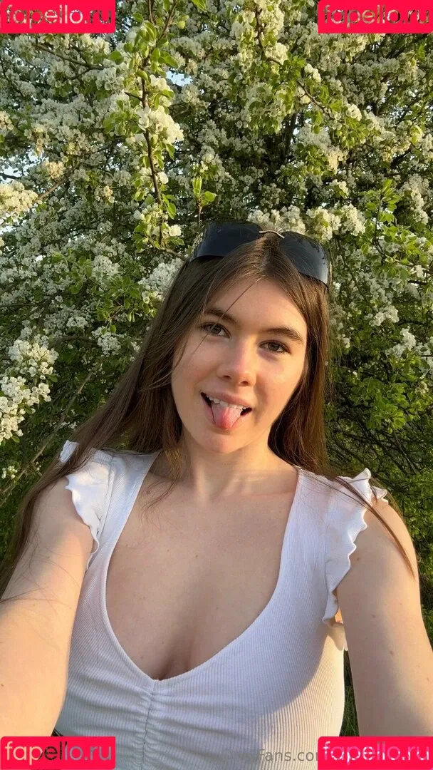marichka18 Onlyfans Photo Gallery 