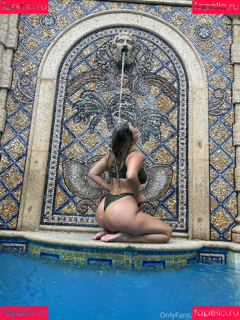 Daenerys Targaryen Onlyfans Photo Gallery 