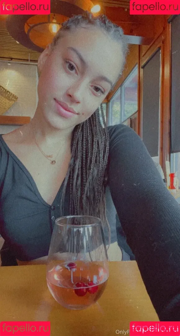 Kori Robinson Onlyfans Photo Gallery 