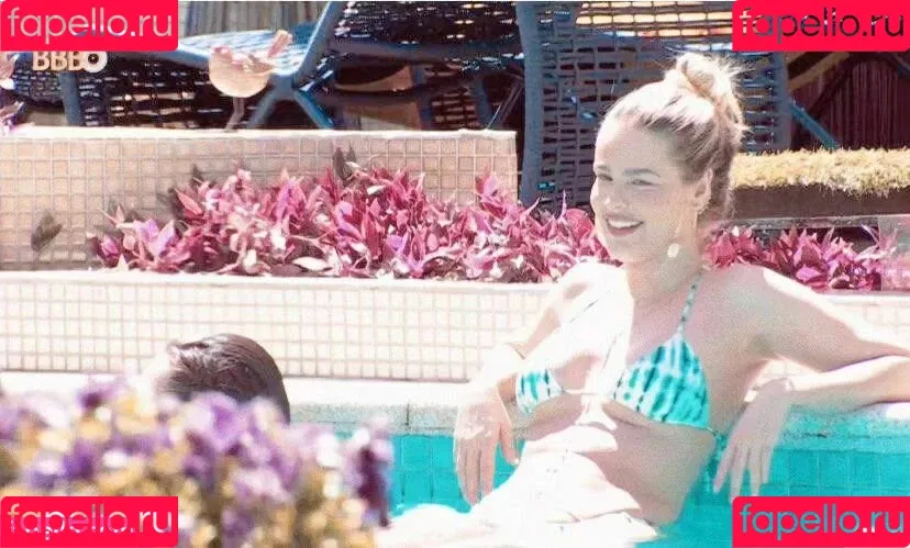 Yasmin Brunet Onlyfans Photo Gallery 