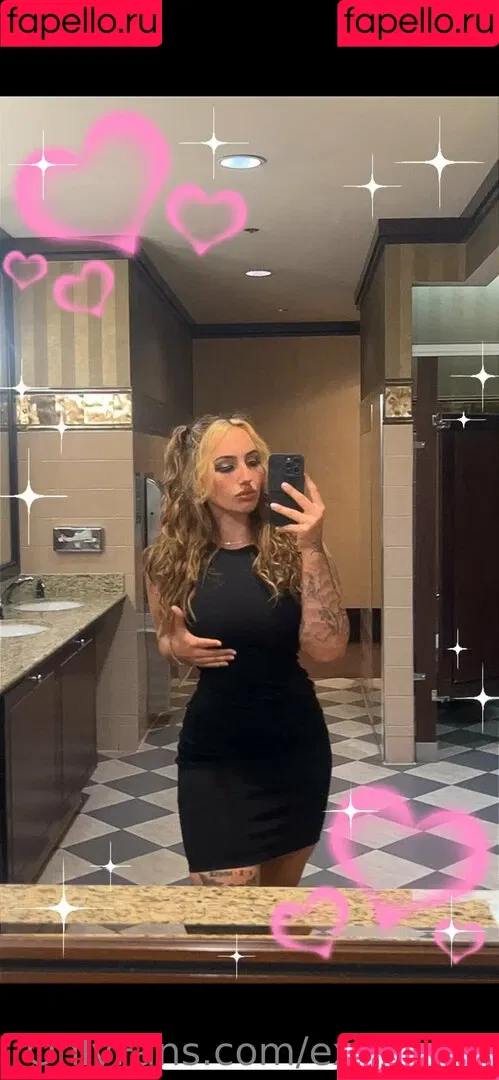 extraroxy Onlyfans Photo Gallery 